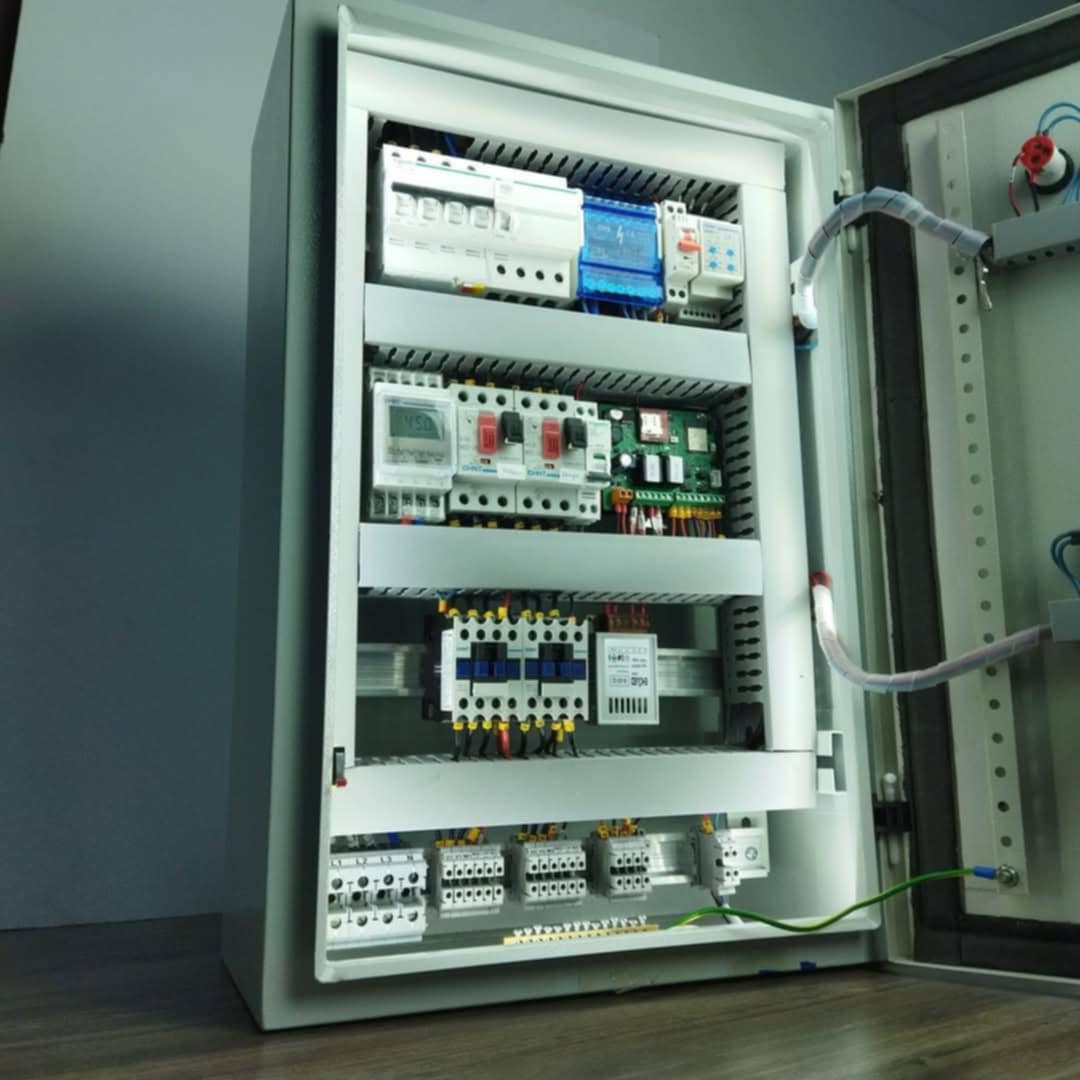 Armoires électriques industrielles